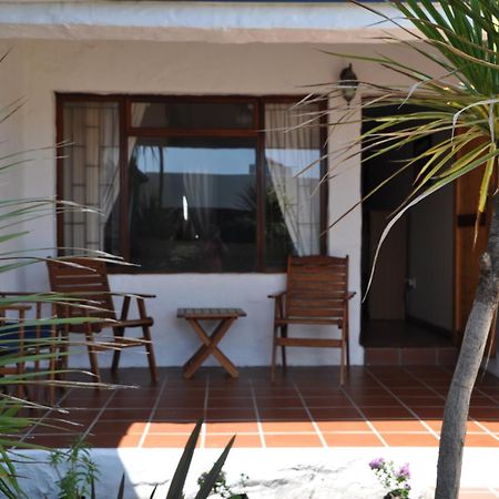 Saxon Lodge Gansbaai Exterior photo